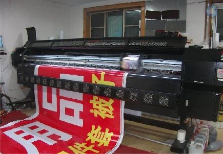  天柱喷绘广告分辨率是多少？