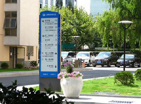  天柱哪些因素影响宣传栏的制作？